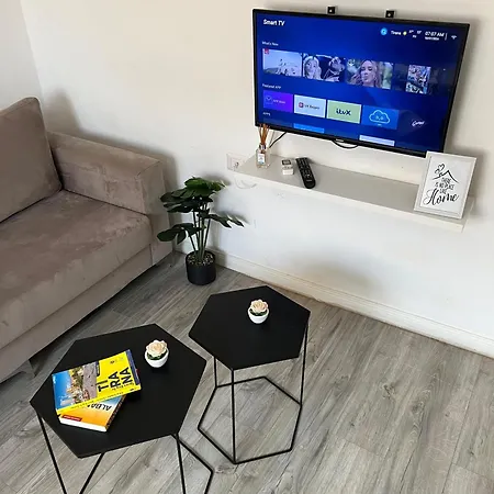Central Tirana Apartment Apartment *